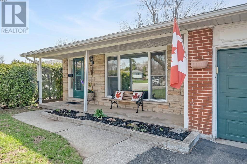Burlington, ON L7N2N2,3520 BRAEMORE Place
