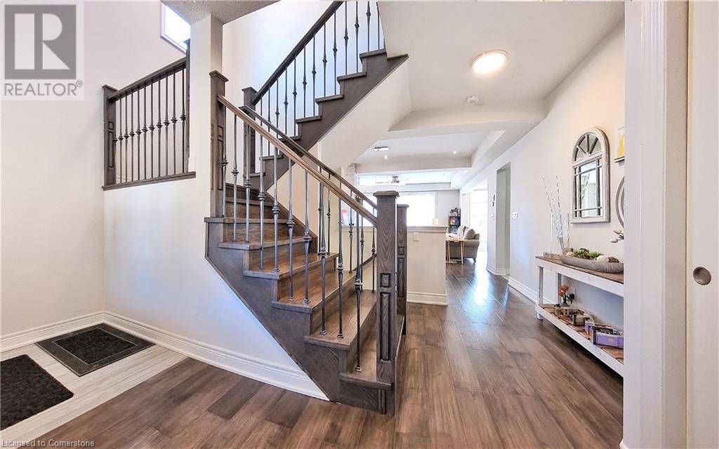 Kitchener, ON N2K0C4,117 EAGLECREST STREET Street