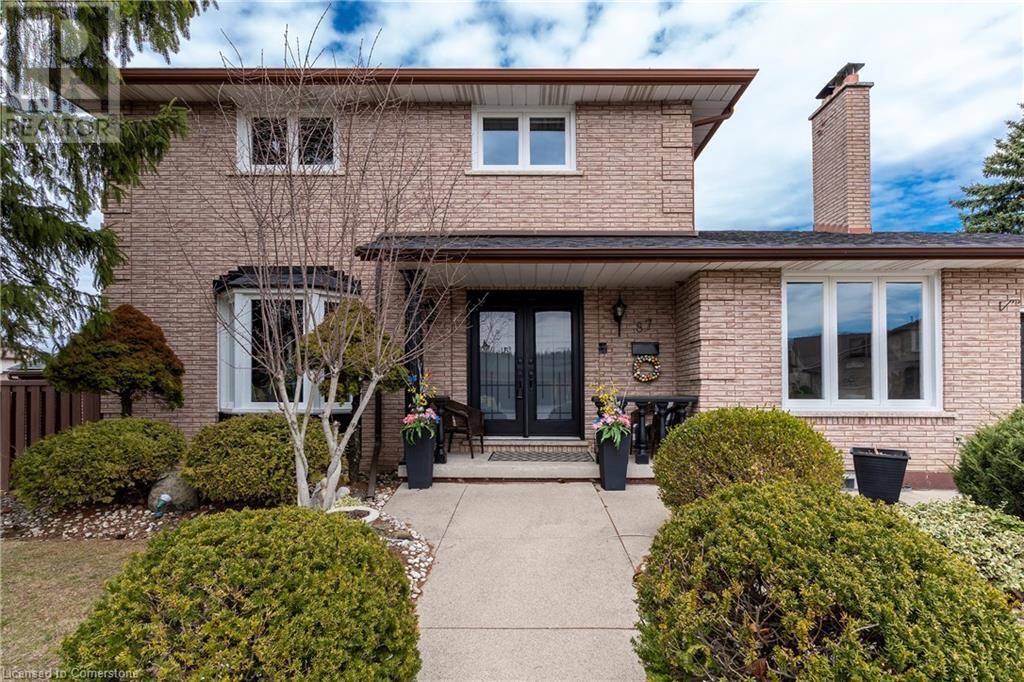Hamilton, ON L8G4M4,87 MONTE Drive