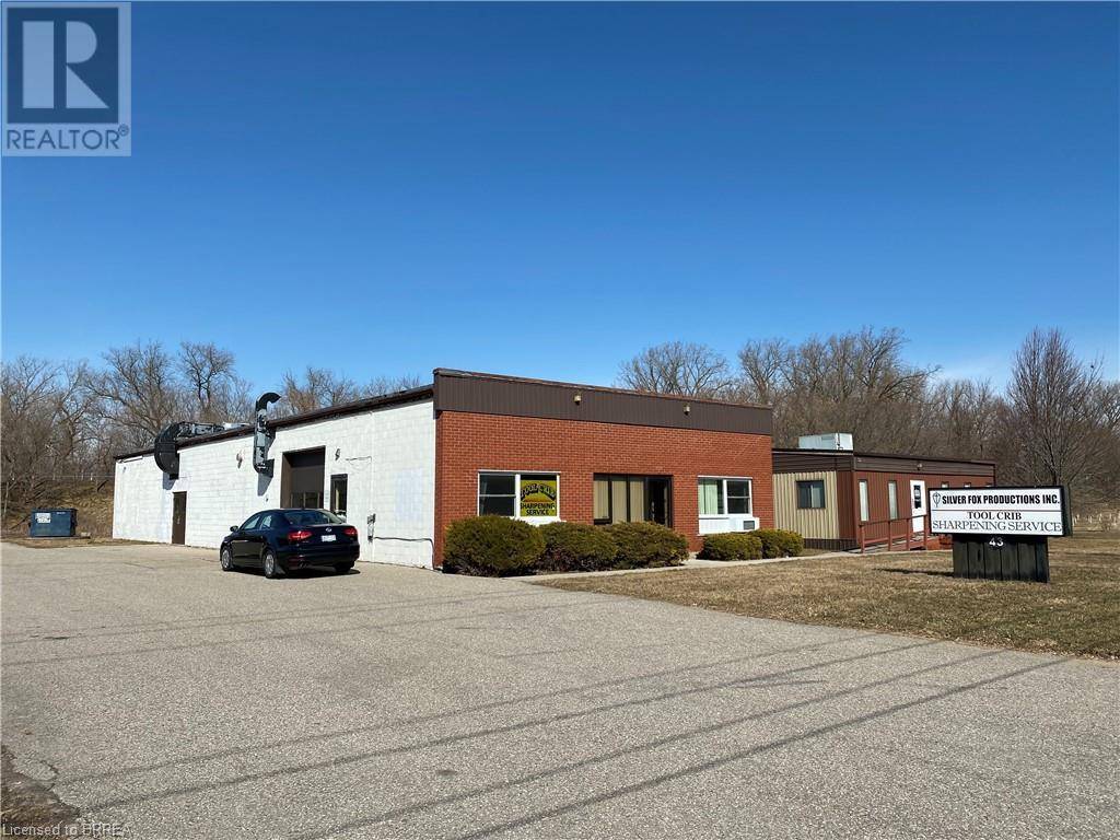 Brantford, ON N3T6B7,43 SPALDING DR #1