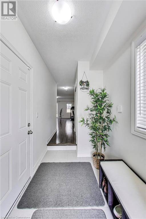 Burlington, ON L7M1P8,3947 N TUFGAR Crescent