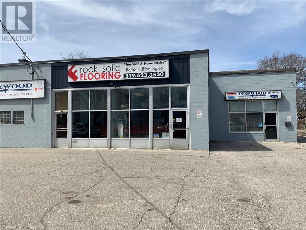 Cambridge, ON N1R1M2,8 OXFORD ST #B