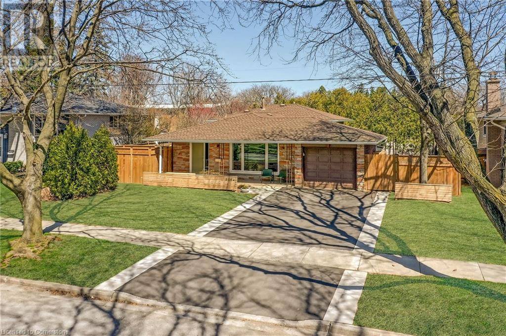 Burlington, ON L7N1L7,3398 GUILDWOOD Drive