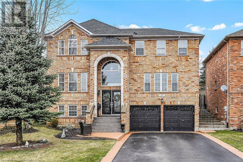Ancaster, ON L9G4Z7,15 ANDERSON Court