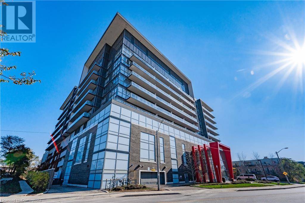 Toronto, ON M3M0B3,15 JAMES FINLAY WAY #917