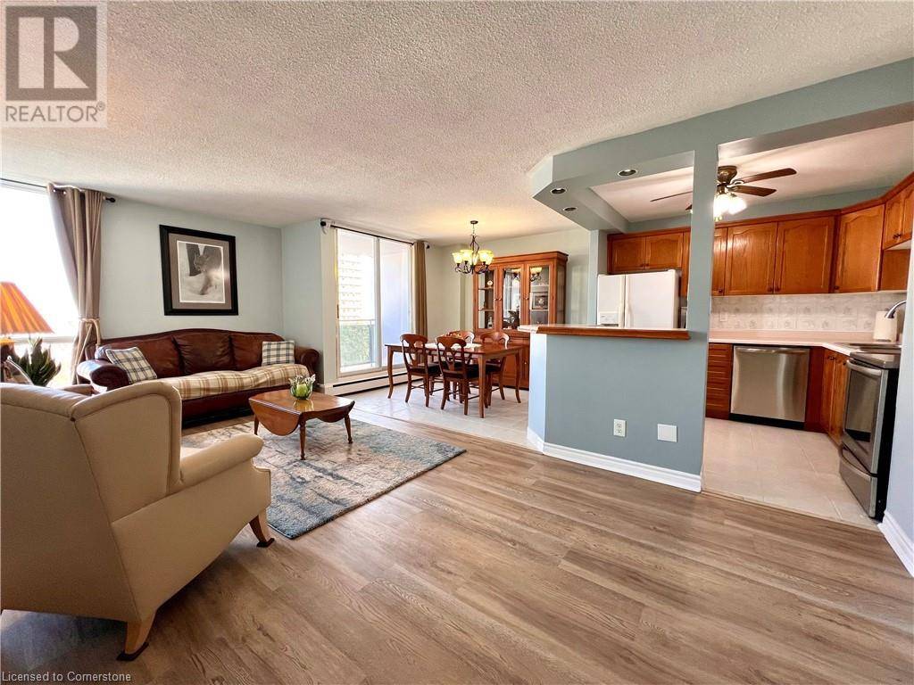 Hamilton, ON L8E1C7,75 GLENBURN CT #808