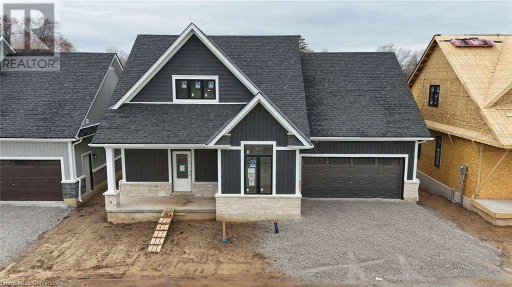 Jordan Station, ON L0R1S0,2797 RED MAPLE AVE #26