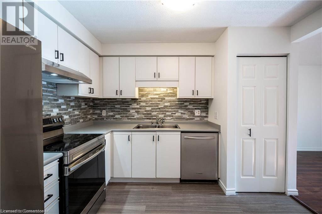 Waterloo, ON N2V1Z1,327 NORTHLAKE DR #5