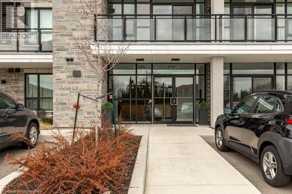 Hamilton, ON L9C0G2,120 SPRINGVALLEY CRESCENT #208