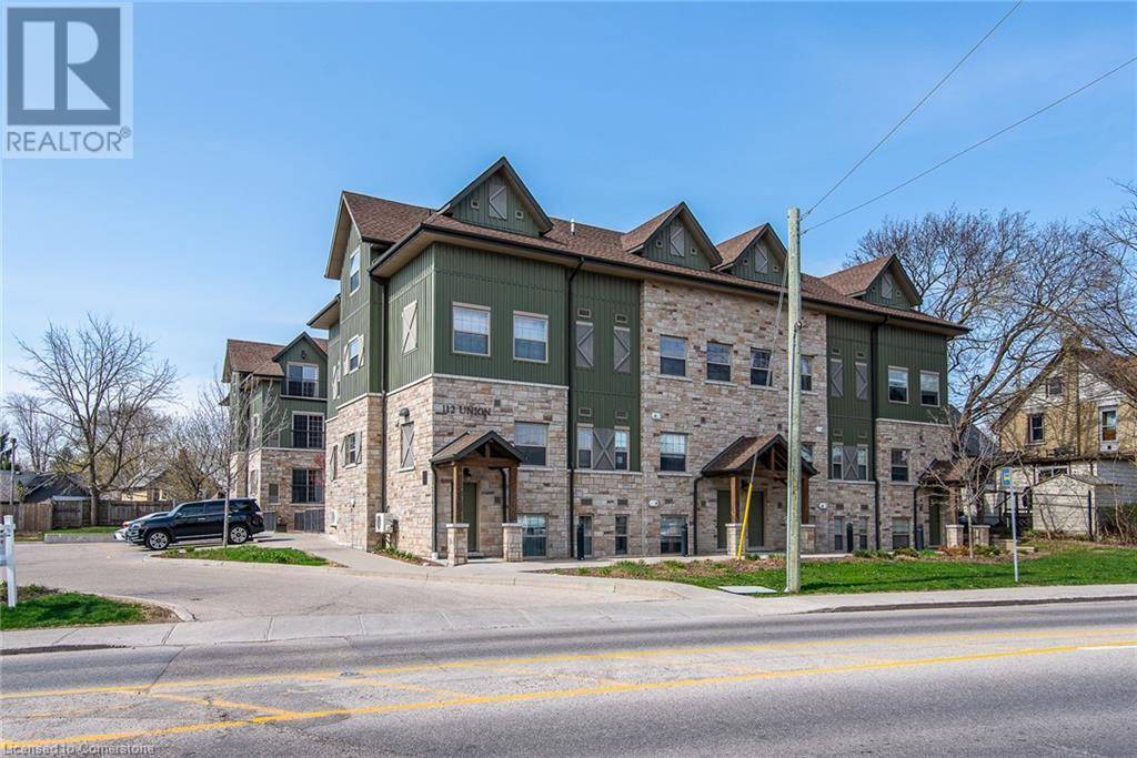 Waterloo, ON N2J1C5,112 UNION ST East #B104