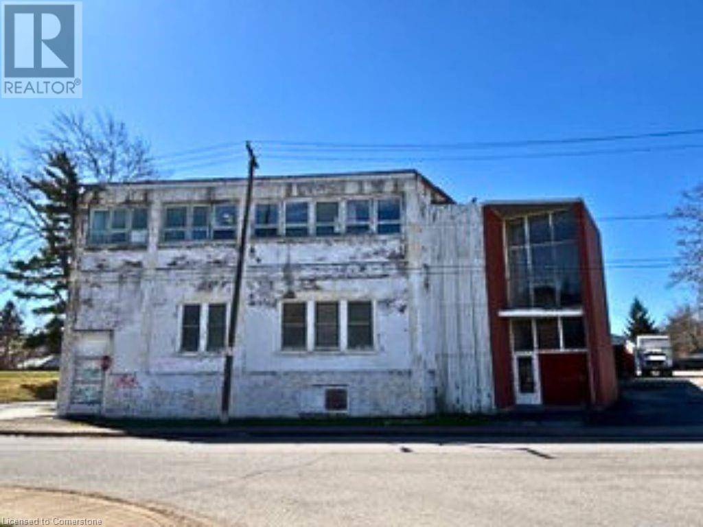 Niagara Falls, ON L2E3T9,5059 PALMER Avenue