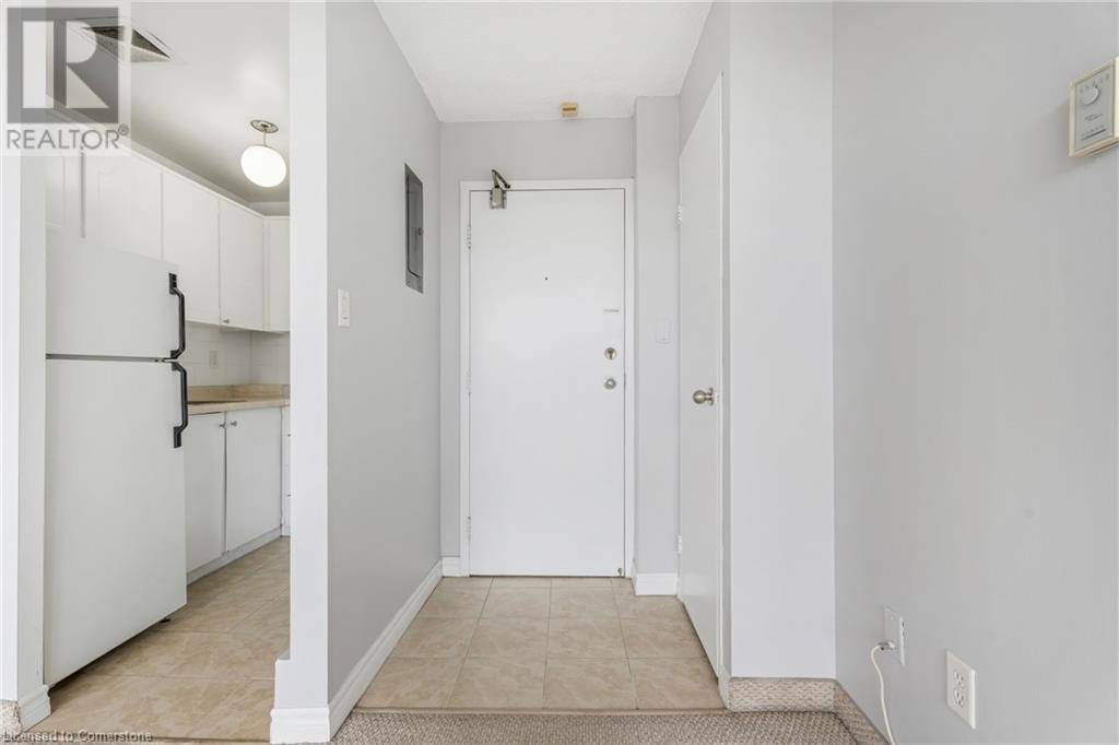 Hamilton, ON L8N3X3,150 CHARLTON AVE East #3307