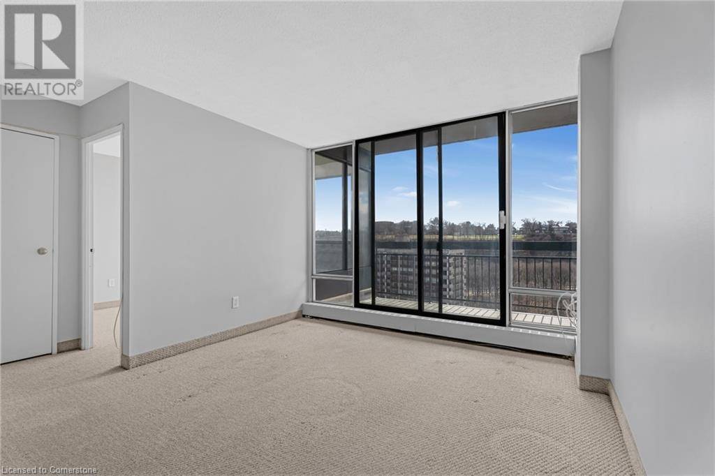 Hamilton, ON L8N3X3,150 CHARLTON AVE East #3307