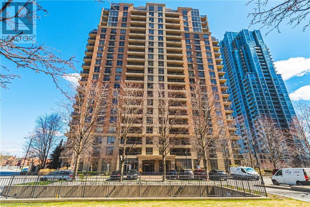 Etobicoke, ON M9B6L9,5229 DUNDAS ST West #1811