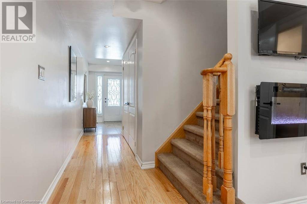 Brampton, ON L6Z0J1,81 NEW PINES Trail