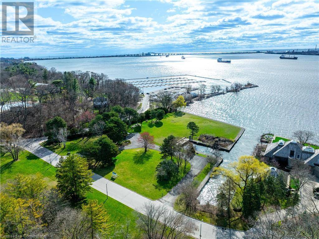Burlington, ON L7T4G9,800 LASALLE PARK Road