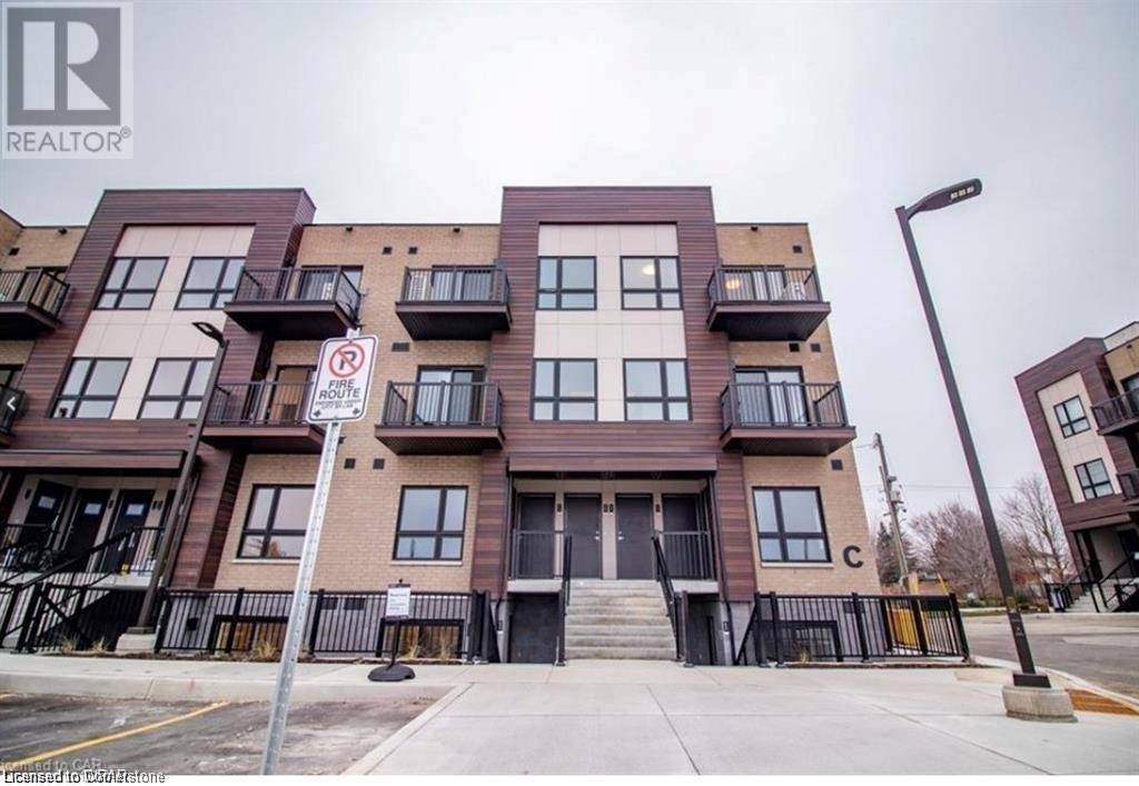 Kitchener, ON N2E0J3,10 PALACE ST #C3