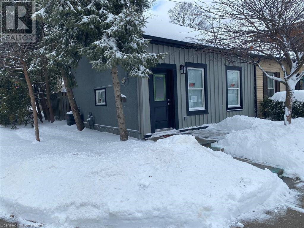 Hamilton, ON L8N1Y1,246 FOREST Avenue