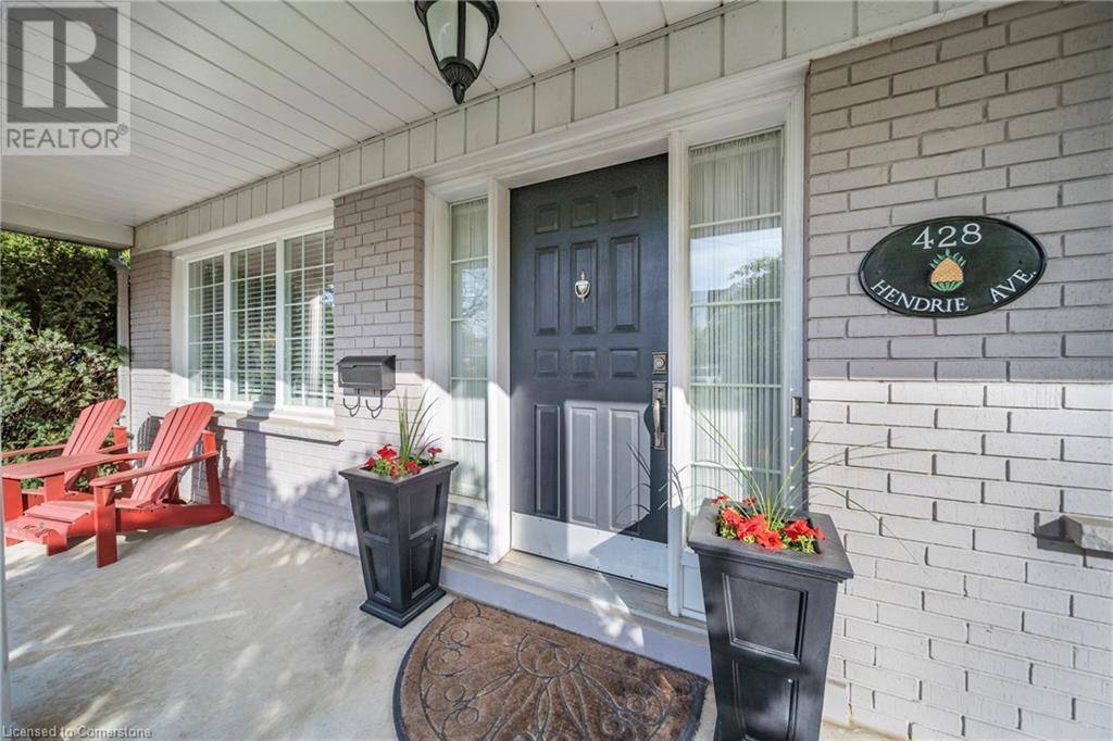 Burlington, ON L7T1E2,428 HENDRIE Avenue