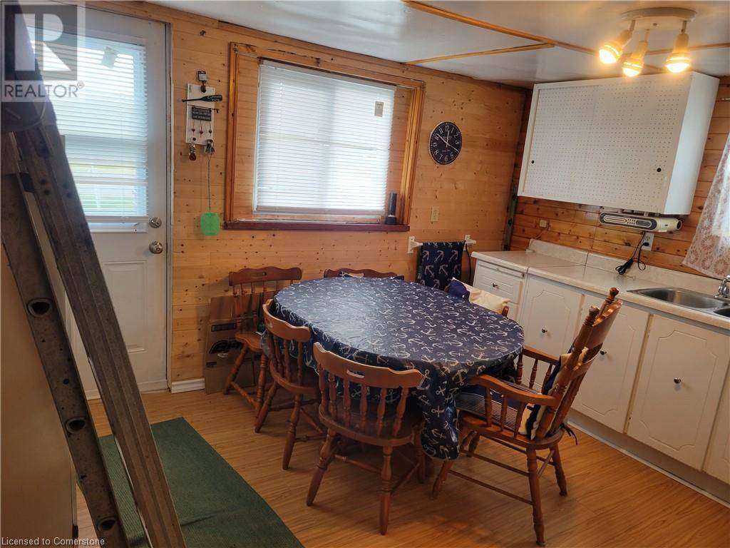 Selkirk, ON N0A1P0,1072 LAKESHORE Road