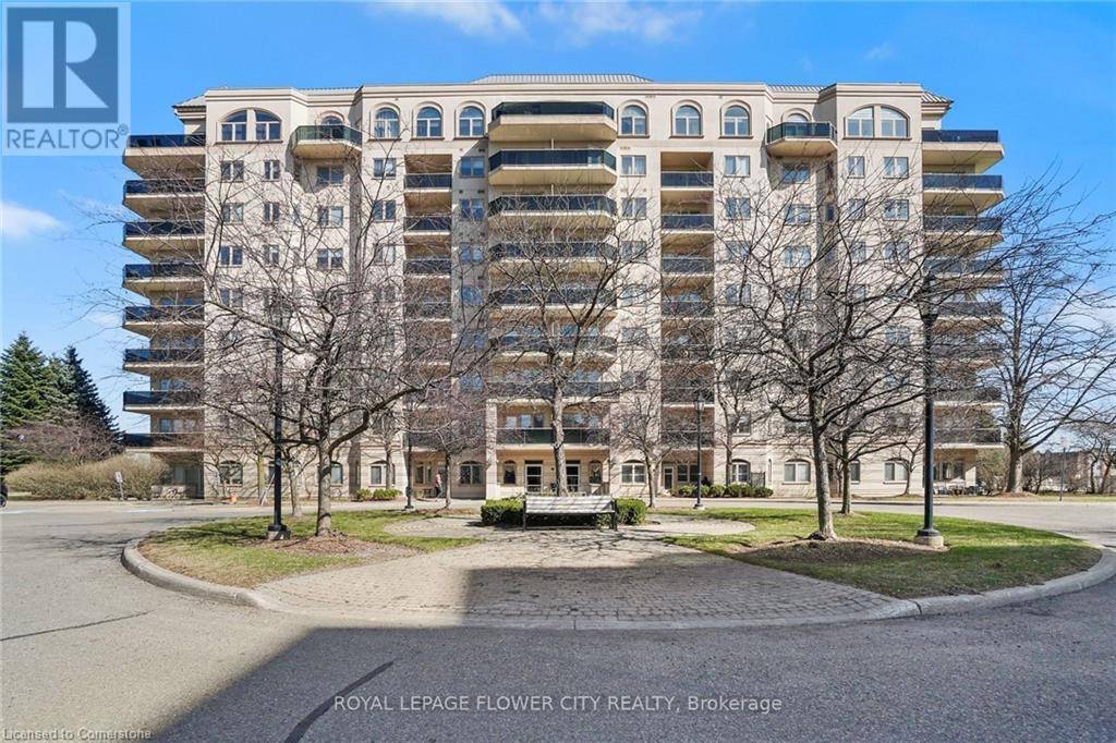 Brampton, ON L6P1B9,10 DAYSPRING CIR #701
