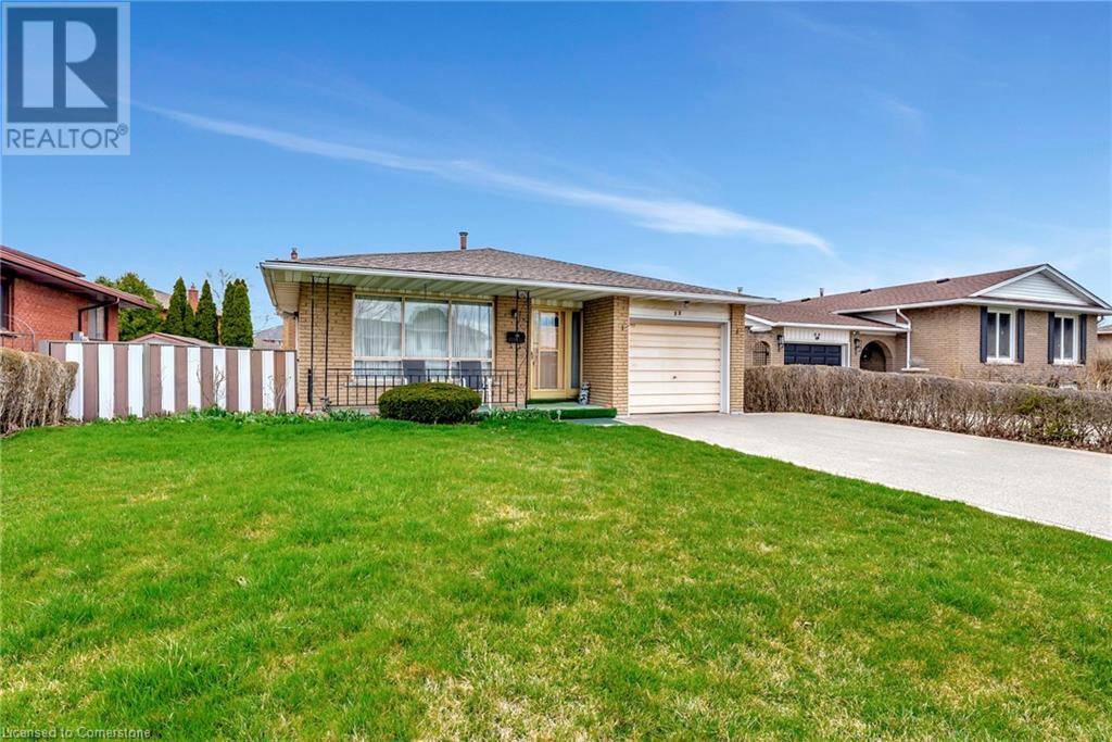 Stoney Creek, ON L8E3E8,33 LYNWOOD Drive