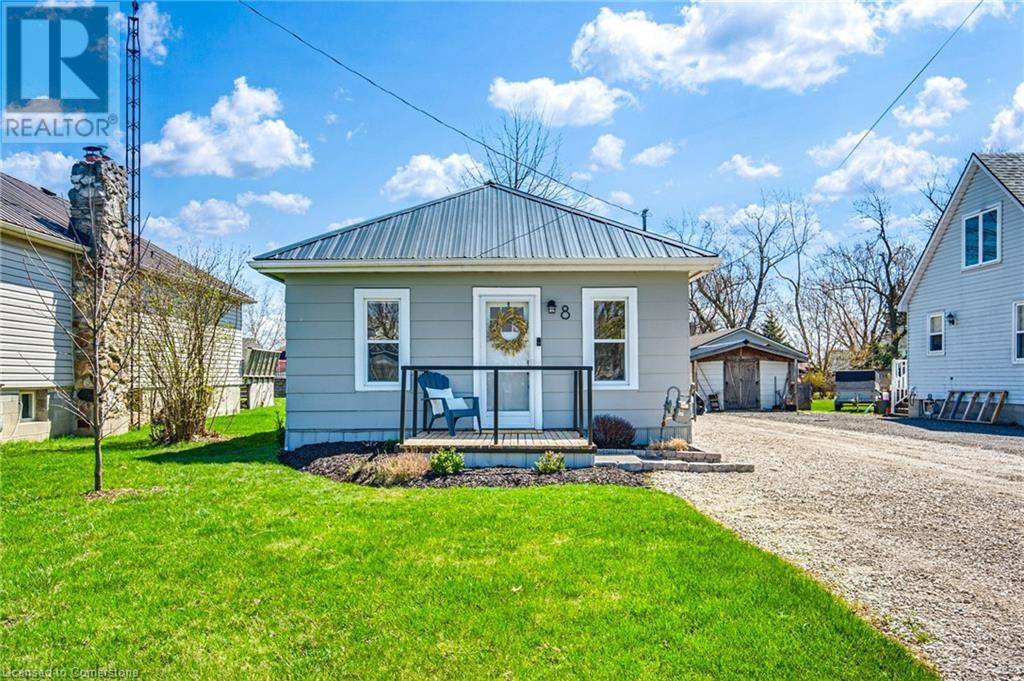 Hagersville, ON N0A1H0,8 CARRICK Street