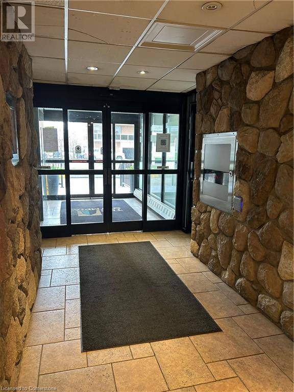 Hamilton, ON L8N3X3,150 CHARLTON AVE East #1103