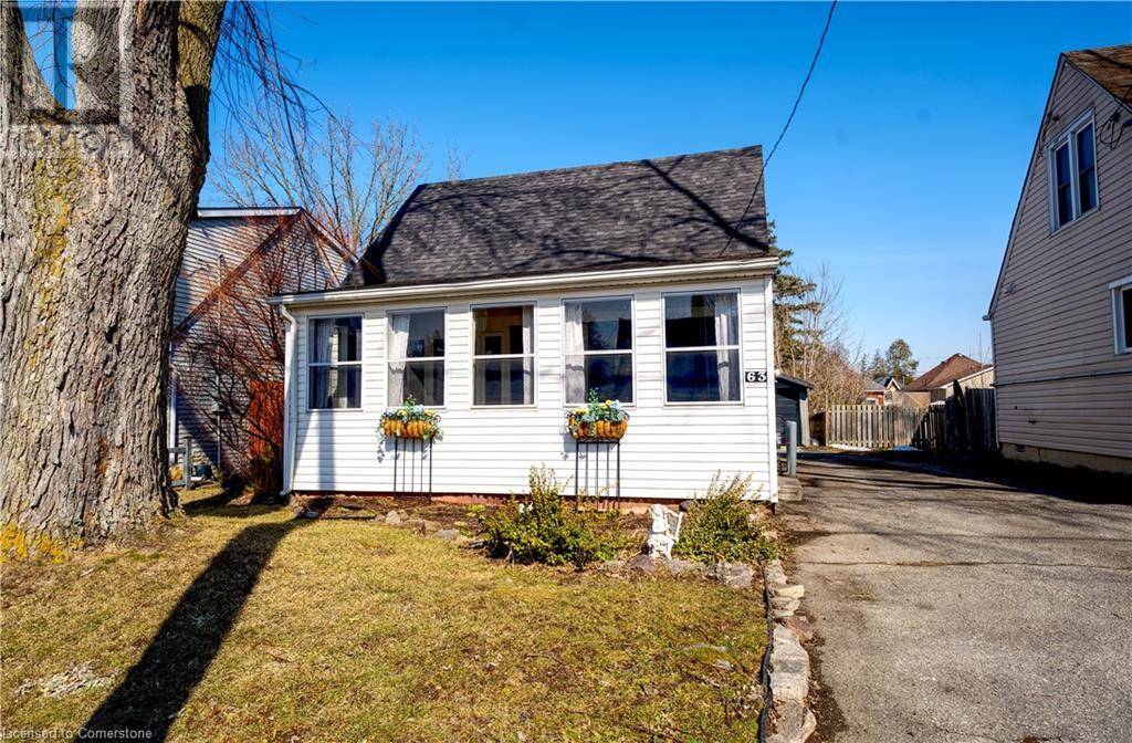 Brantford, ON N3S1M8,63 SALISBURY Avenue