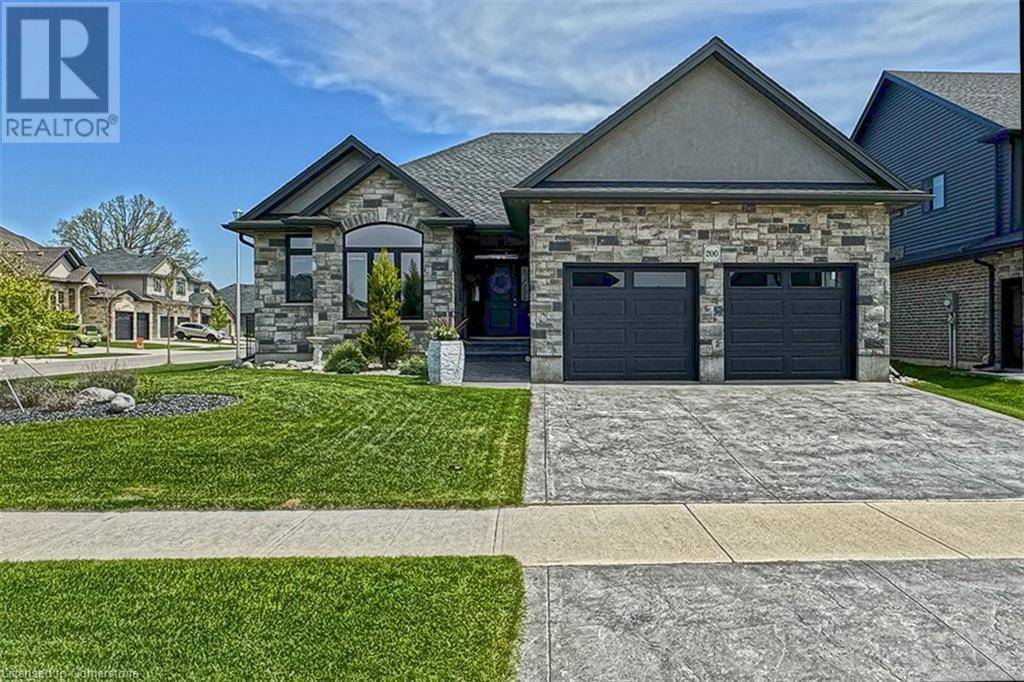 Woodstock, ON N4S0E1,200 JUNIPER Street