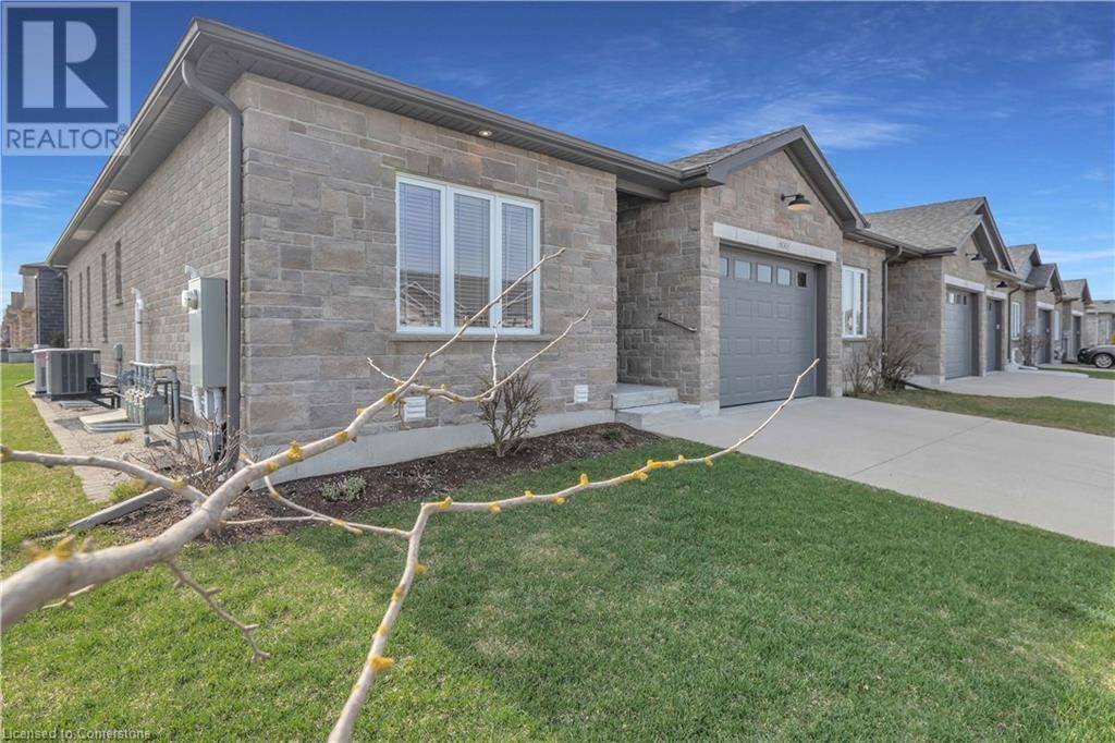 Listowel, ON N4W0G5,800 BAKER Avenue S