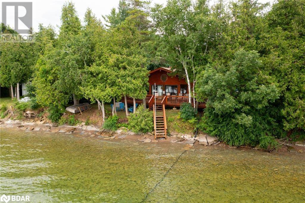 Georgina Island, ON L0E1R0,344 LOON Road