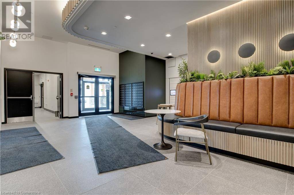Waterloo, ON N2V0H4,101 GOLDEN EAGLE RD #406
