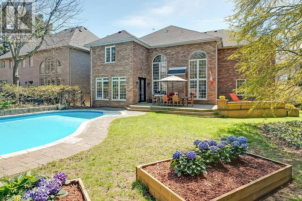 Burlington, ON L7L1G8,291 GLEN AFTON Drive