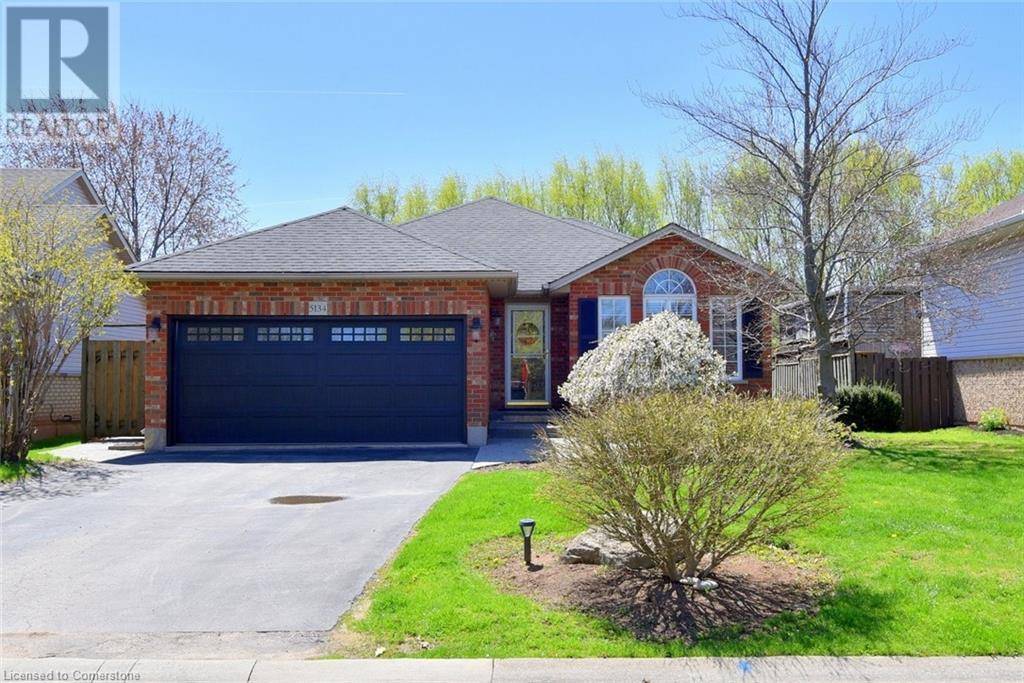 Beamsville, ON L0R1B8,5134 MEADOWOOD Lane
