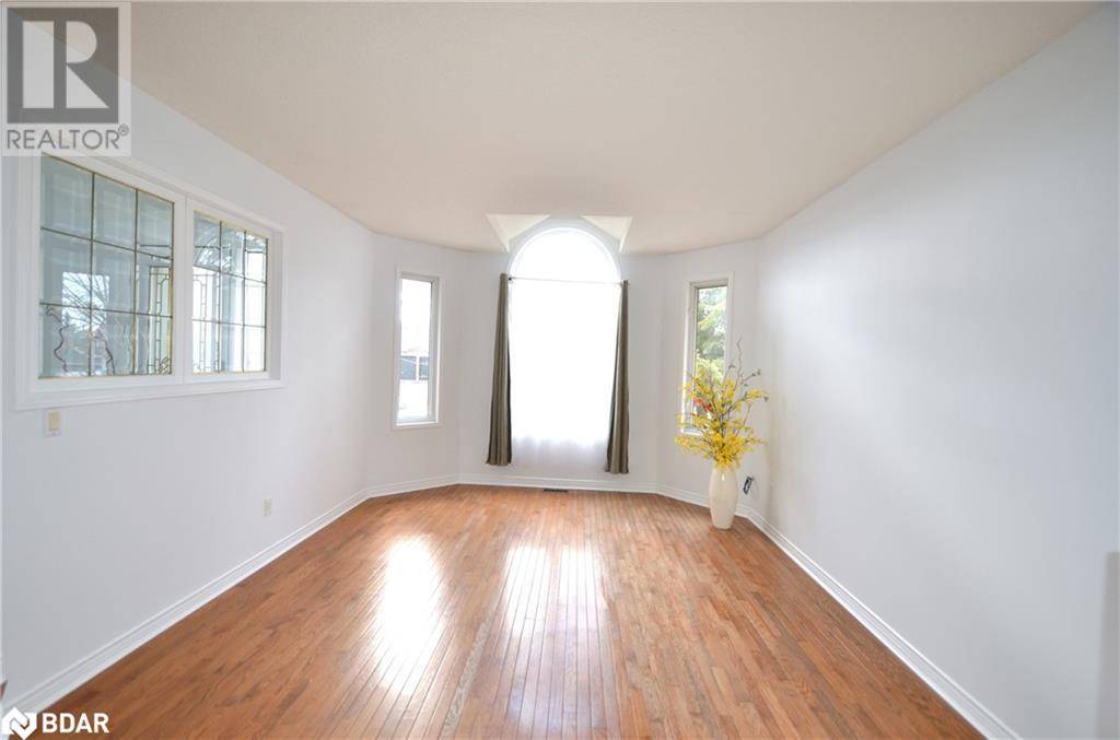 Barrie, ON L4N8L1,160 TAYLOR Drive
