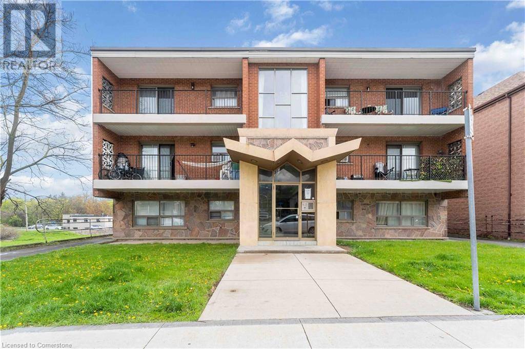 Hamilton, ON L8G1G8,10 KING ST West #307