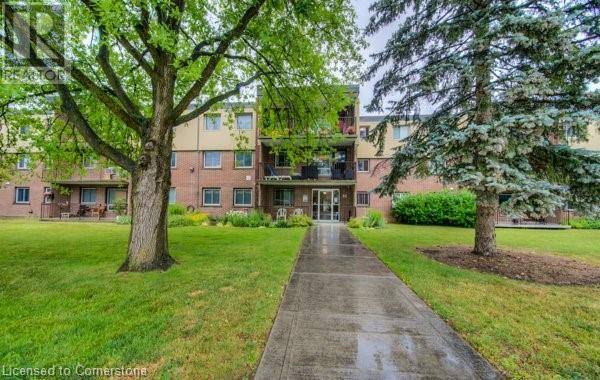 Kitchener, ON N2M4N6,30 AVALON PL #202