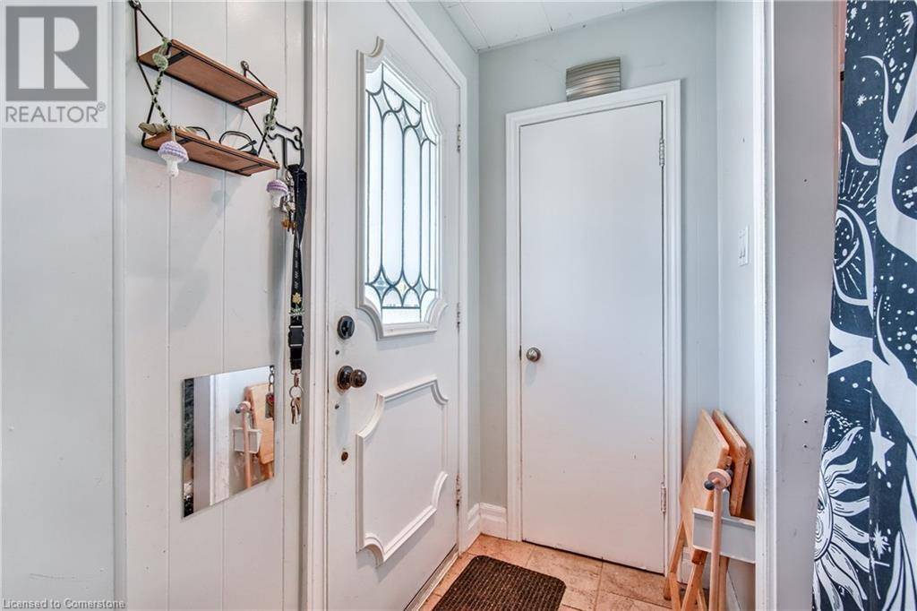 Hamilton, ON L8K4S1,101 ABERFOYLE Avenue
