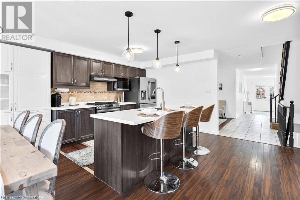 Whitby, ON L1R0G1,95 BETTINA Place