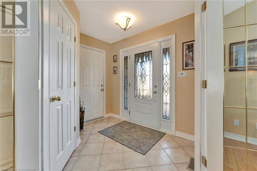 Ancaster, ON L9G3L5,542 JERSEYVILLE Road W