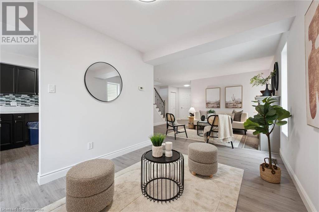 Guelph, ON N1E7G1,130 SILURIAN Drive