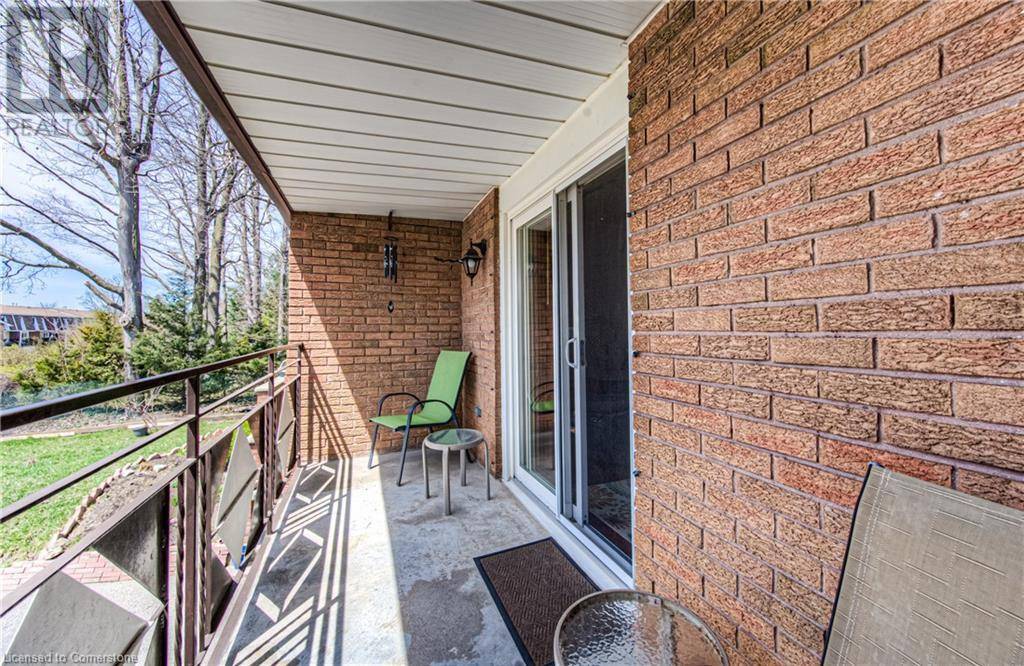 Kitchener, ON N2M2L6,390 WESTWOOD Drive