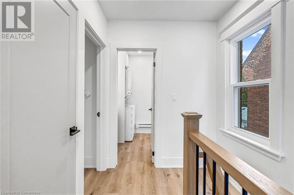 Hamilton, ON L8M2J8,184 BURRIS ST #UPPER