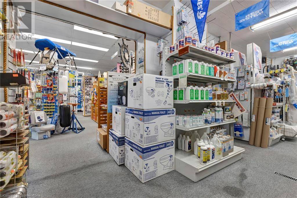 Hamilton, ON L8L1J4,522 JAMES Street N