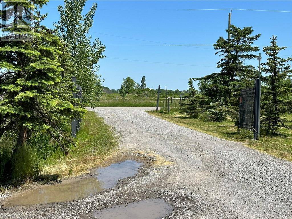 Stoney Creek, ON L8J3A9,1020 GREEN MOUNTAIN ROAD RD East #A