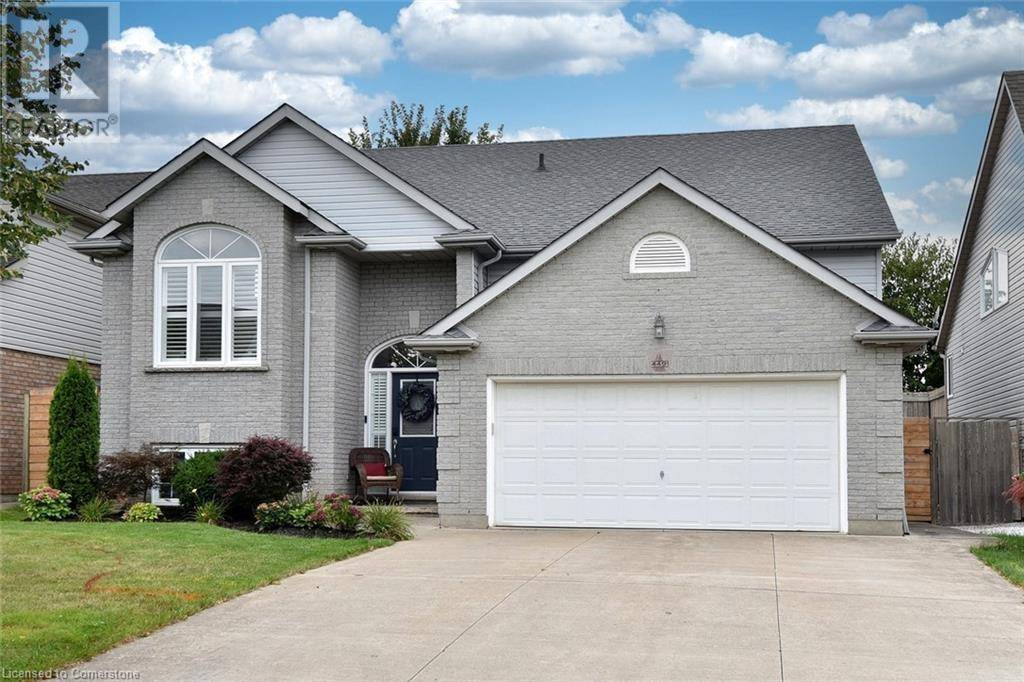 Niagara Falls, ON L2H3E6,4491 CONNELL Avenue