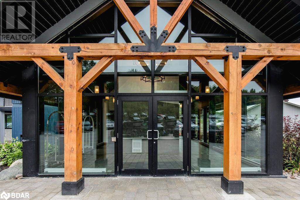 Oro-medonte, ON L4M4Y8,80 HORSESHOE BLVD #307