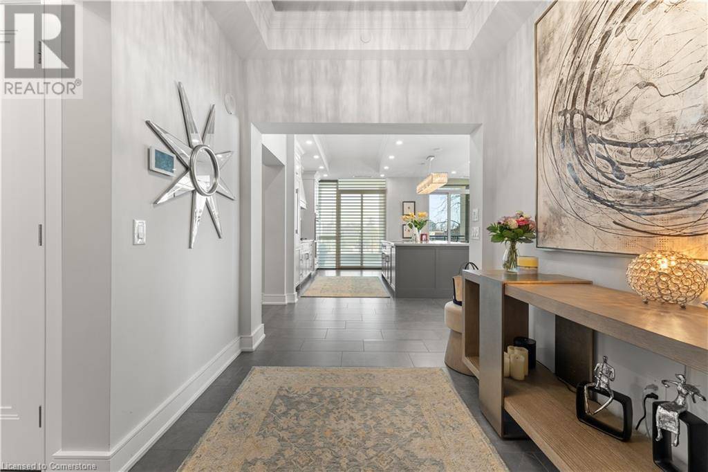 Burlington, ON L7R0G2,2060 LAKESHORE RD #205