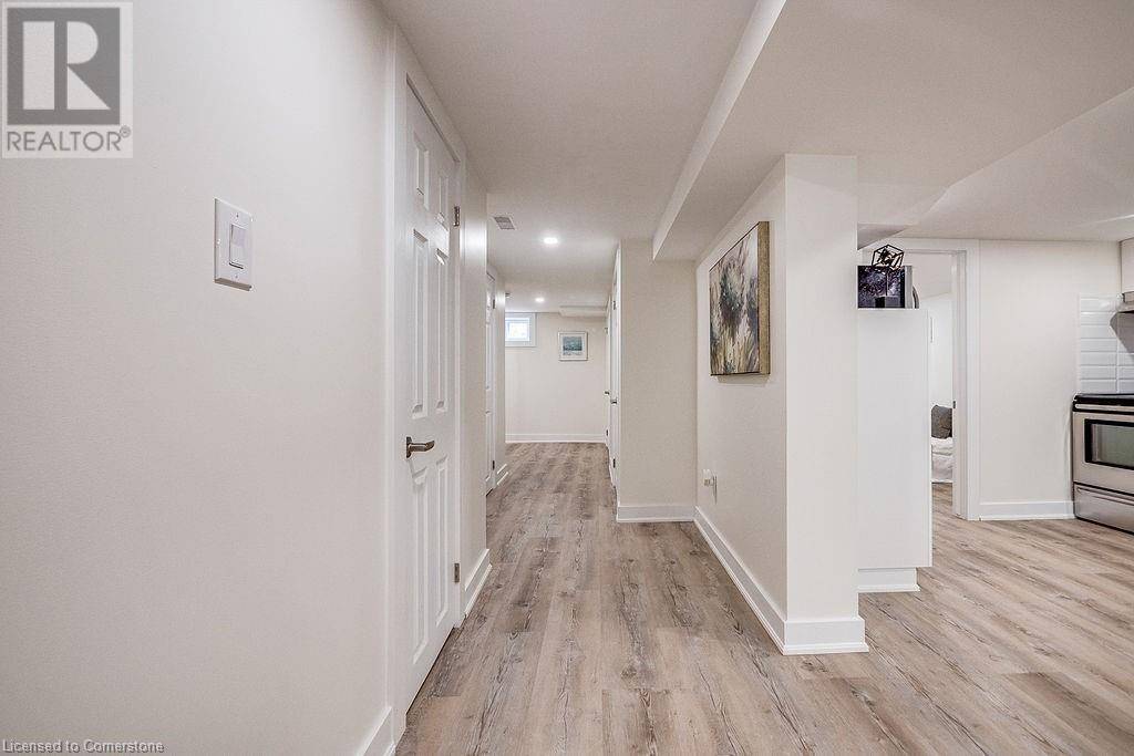 Grimsby, ON L3M3K7,403 ELIZABETH ST East #LL